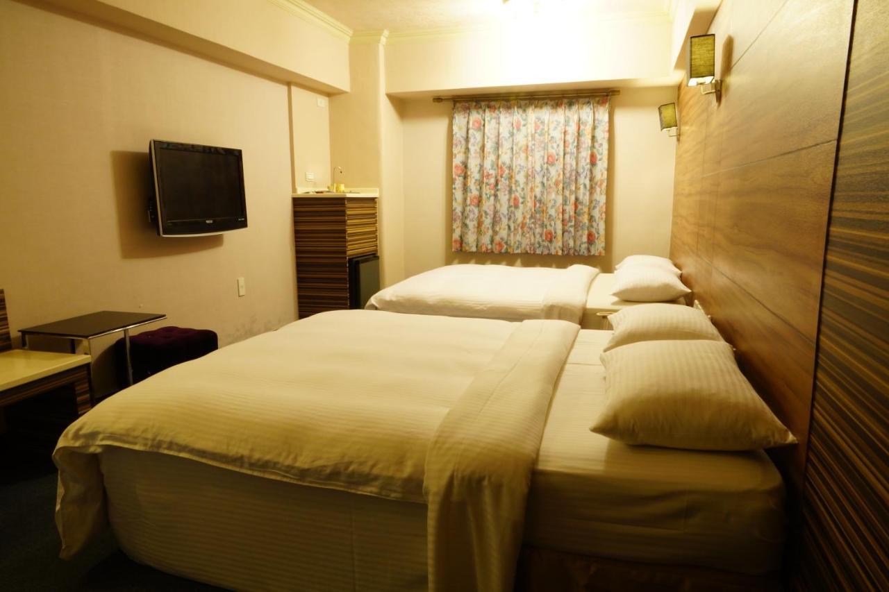 Ying Dai Hotel Tainan Buitenkant foto