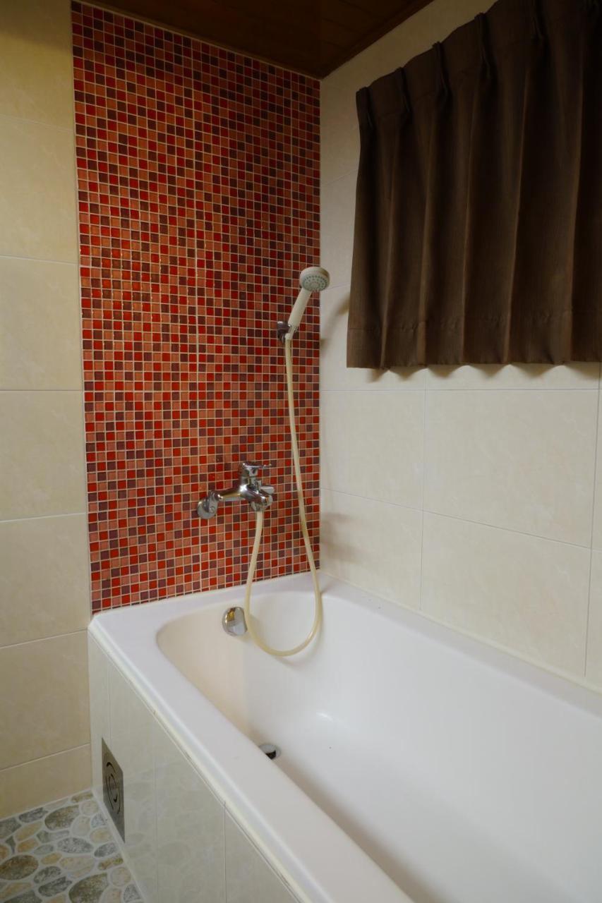 Ying Dai Hotel Tainan Buitenkant foto