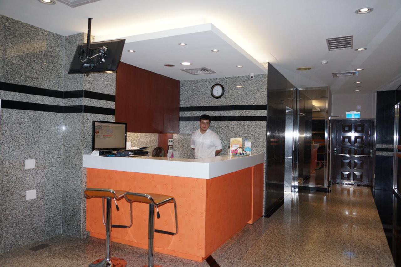 Ying Dai Hotel Tainan Buitenkant foto
